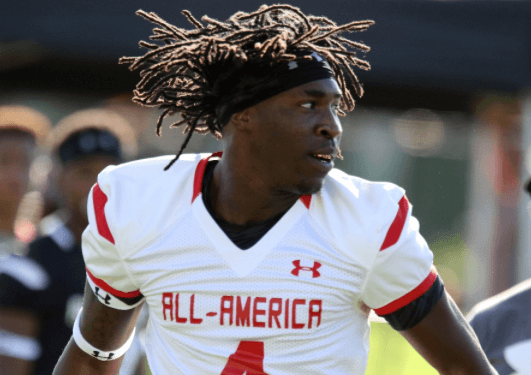 SHOCKER! Prized WR James Robinson signs with Florida after all