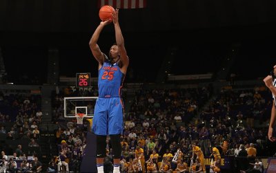 Gators shine bright in Lone Star State against depleted Aggies