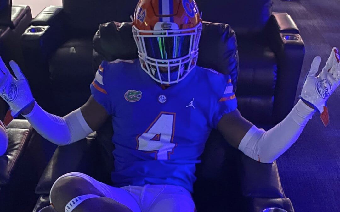 Four star 2024 RB Chauncey Bowens commits to Florida