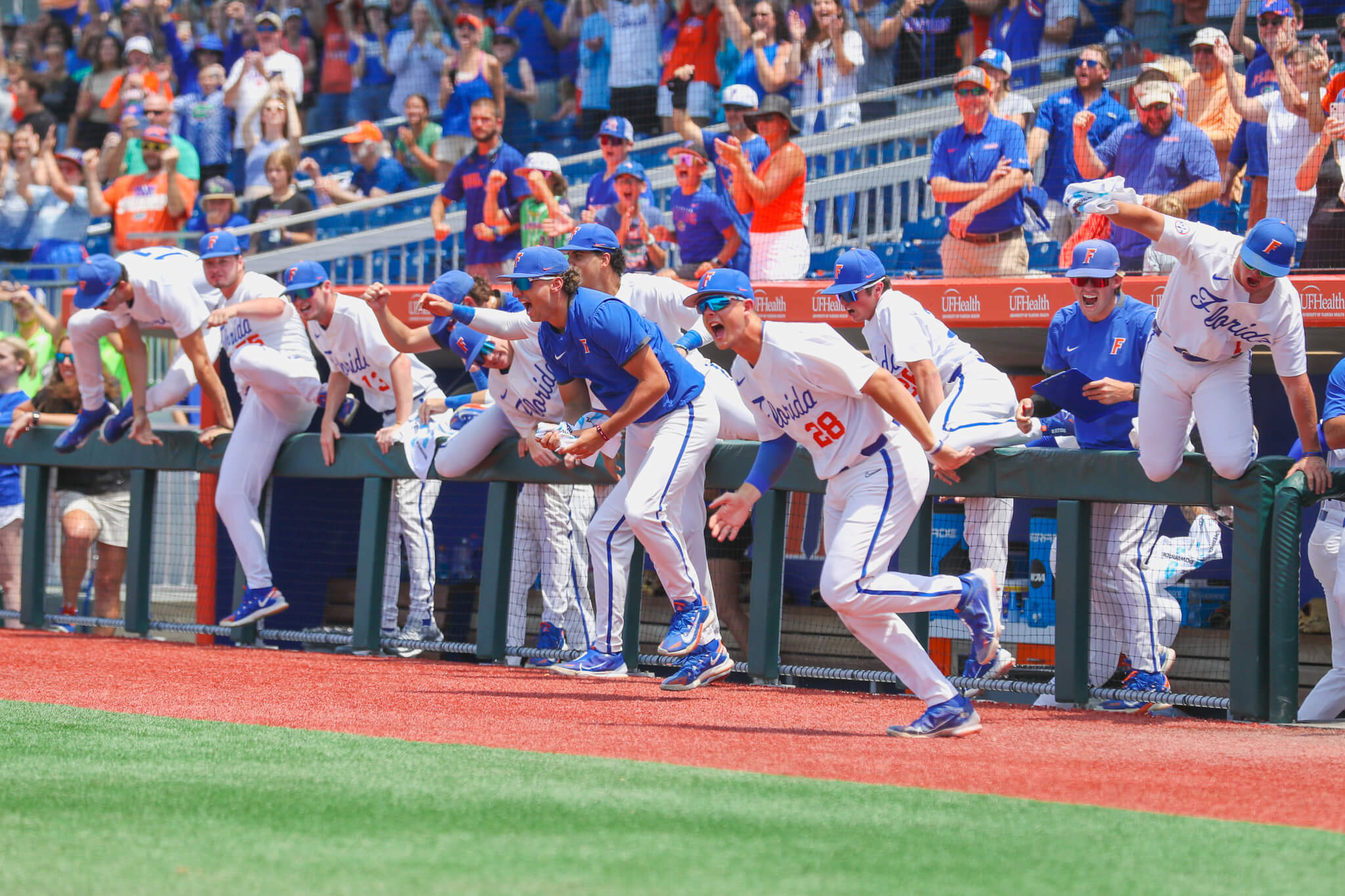 No. 1 Florida baseball opens season with a dud, dropping first series to  Miami since 2014
