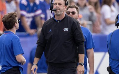 The Problem With Billy Napier As Florida’s Play-Caller